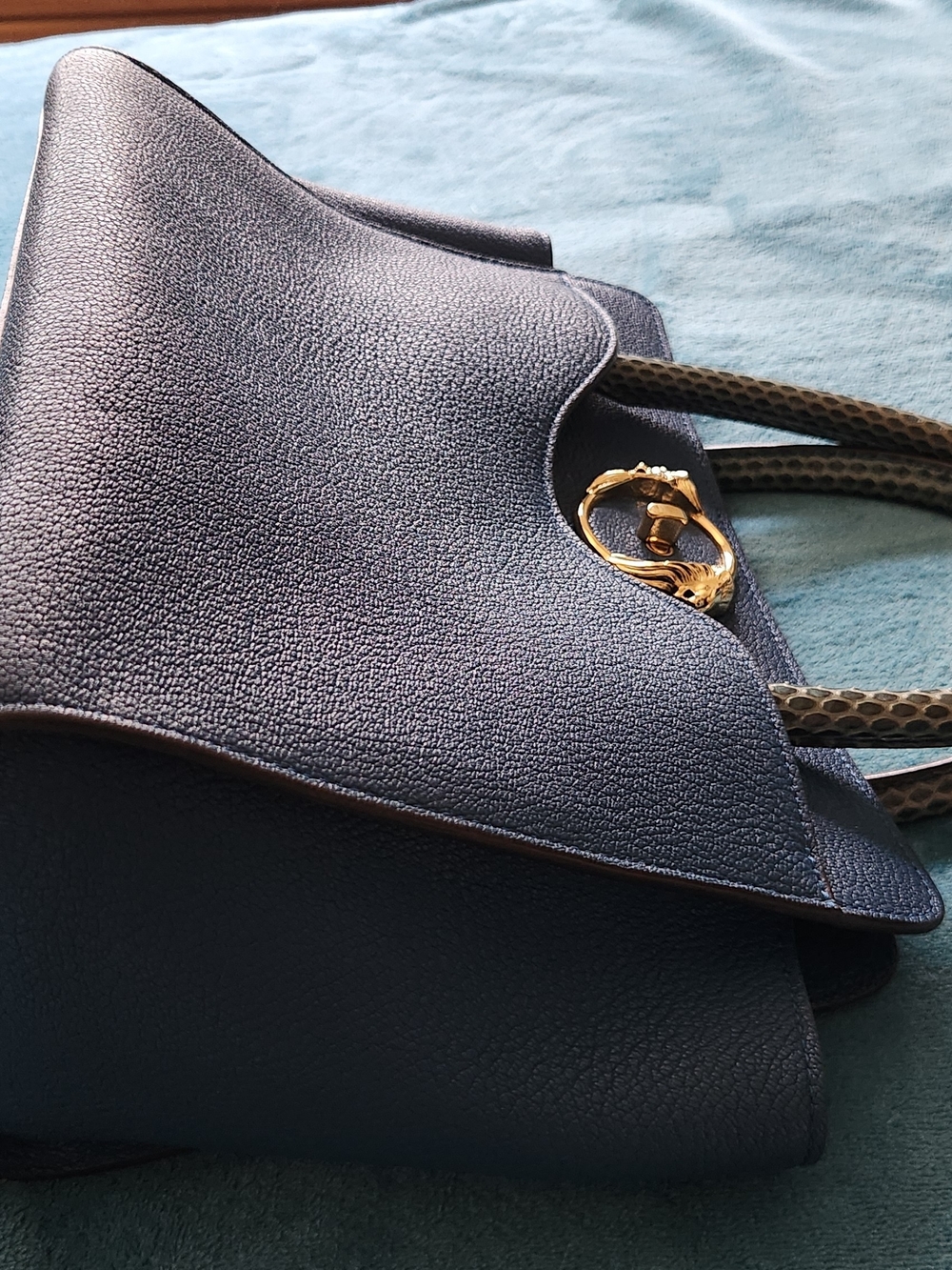 Vintage Roberto Cavalli Mainline Lion Head Turn-Lock Satchel With Cobra Details - Picture 3 of 16